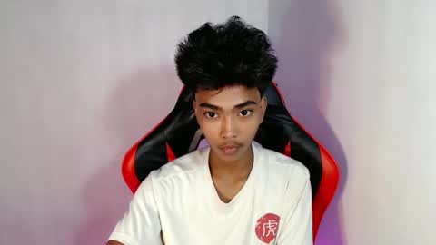 neil_asian69 online show from 10/14/25, 12:22