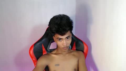 neil_asian69 online show from 10/17/25, 01:03