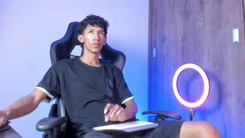 Snapshot of neitan_miller chatting on 02/01/26, 03:05 neitan online show from 02/01/26, 03:05