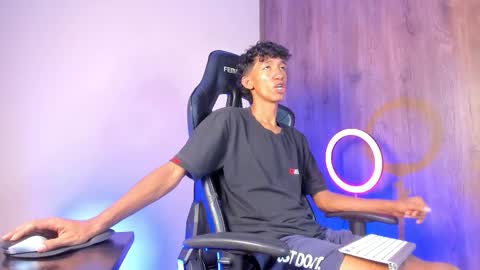 Snapshot of neitan_miller chatting on 02/20/26, 06:48 neitan online show from 02/20/26, 06:48