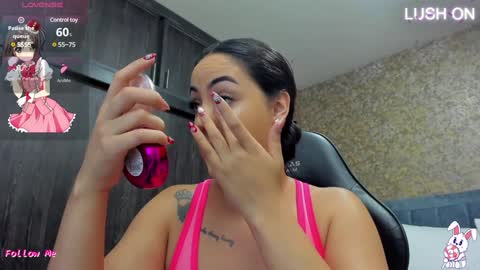 neith_xue online show from 12/16/24, 11:22