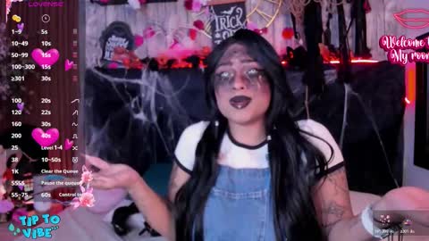 Miah online show from 10/31/25, 12:06