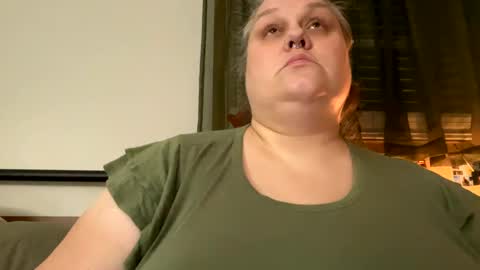 Snapshot of nellatlas chatting on 12/09/24, 03:18 Nellie Atlas online show from 12/09/24, 03:18