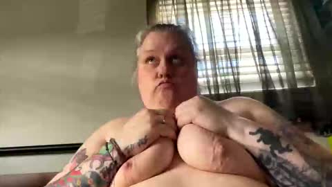 Nellie Atlas online show from 03/30/26, 09:38