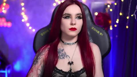 Snapshot of nelle_ chatting on 03/25/26, 02:34 online show from 03/25/26, 02:34