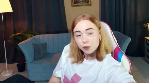 Nelli online show from 11/28/25, 09:06