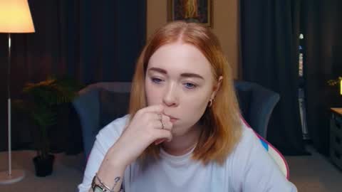 Nelli online show from 12/21/25, 07:32