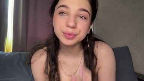 Angelihee online show from 04/22/26, 12:18