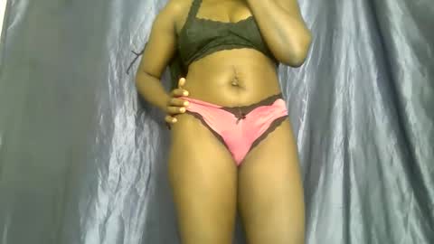 nelly_254 online show from 04/23/26, 10:47