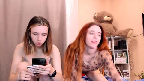 Snapshot of nelly_yy chatting on 01/29/25, 11:30 nelly_yy online show from 01/29/25, 11:30