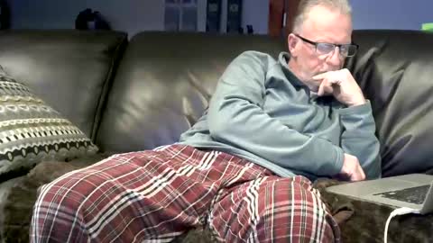 Snapshot of neman4u2c chatting on 03/04/25, 01:55 Jack online show from 03/04/25, 01:55