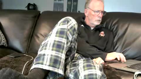 Snapshot of neman4u2c chatting on 11/05/25, 11:38 Jack online show from 11/05/25, 11:38