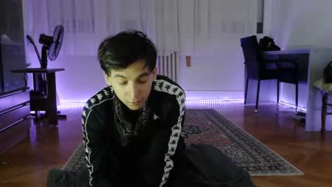 Snapshot of nemcahot chatting on 02/14/25, 01:23 nemcahot online show from 02/14/25, 01:23