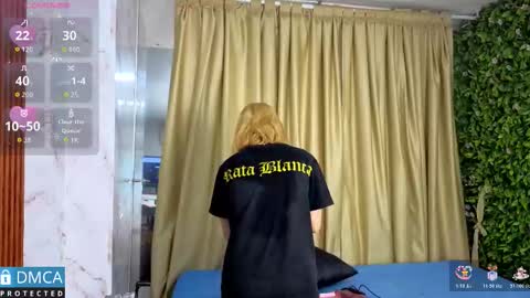 Salome Nena cupcake online show from 02/13/26, 11:06