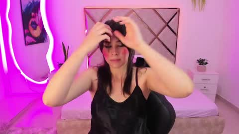 nenaarisk online show from 04/12/26, 01:05