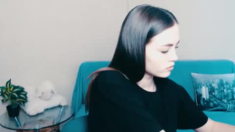 nensi_sweet online show from 03/05/25, 12:33