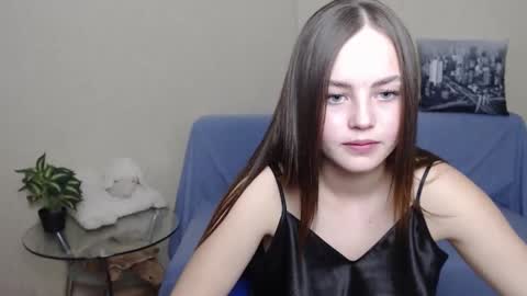 nensi_sweet online show from 03/07/25, 04:33