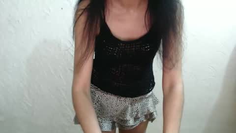 Nensy online show from 11/28/25, 08:22