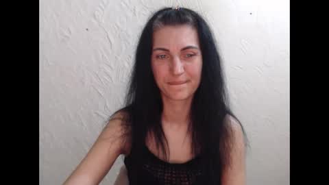 Nensy online show from 04/18/26, 07:07