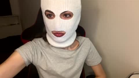 Fieryblow online show from 04/21/26, 02:37