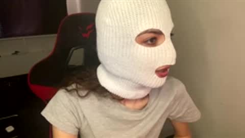 Fieryblow online show from 04/21/26, 02:51