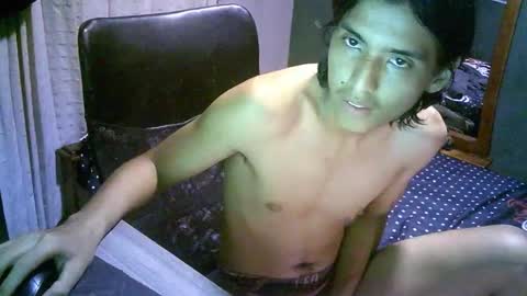 Snapshot of neo_luchotheboss chatting on 11/04/25, 04:22 neo_luchotheboss online show from 11/04/25, 04:22