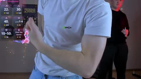 neo_raze_ online show from 02/19/26, 08:16