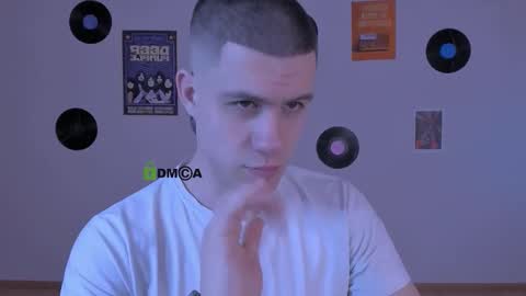 neo_raze_ online show from 03/03/26, 08:26