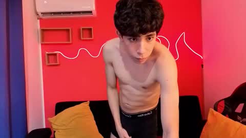 Snapshot of neo_twink chatting on 01/10/26, 07:15 just Daniel online show from 01/10/26, 07:15