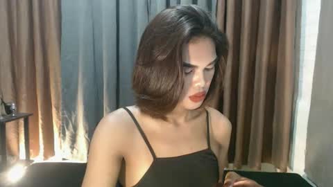 neomi online show from 02/09/26, 08:35