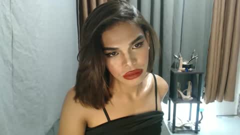 Snapshot of neomi_hardcock chatting on 04/28/26, 02:55 neomi online show from 04/28/26, 02:55
