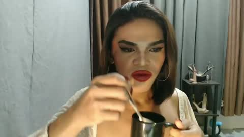 Snapshot of neomi_hardcock chatting on 05/07/26, 03:17 neomi online show from 05/07/26, 03:17