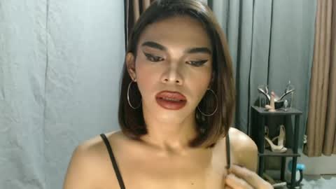 Snapshot of neomi_hardcock chatting on 05/08/26, 06:35 neomi online show from 05/08/26, 06:35