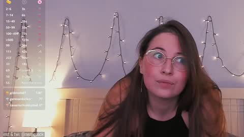 Snapshot of neonquack chatting on 12/10/24, 02:06 Riley online show from 12/10/24, 02:06