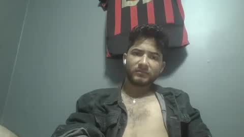 Snapshot of neptunoxx777 chatting on 12/26/24, 10:05 neptunoxx777 online show from 12/26/24, 10:05