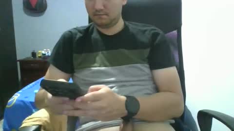 Snapshot of nerdxxx94 chatting on 05/23/26, 05:56 MrBull online show from 05/23/26, 05:56