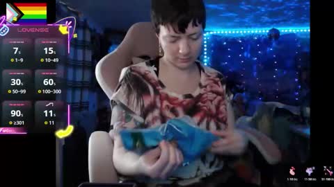 Snapshot of nerdy_squirty chatting on 04/17/26, 07:44 NerdySquirty online show from 04/17/26, 07:44