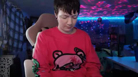 Snapshot of nerdy_squirty chatting on 04/19/26, 06:46 NerdySquirty online show from 04/19/26, 06:46