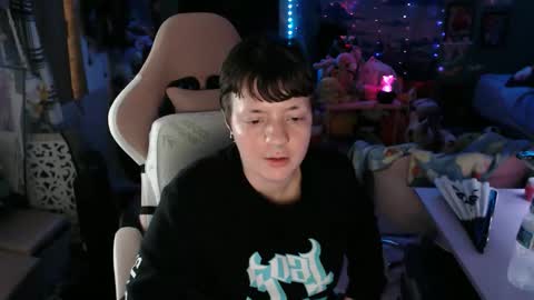 Snapshot of nerdy_squirty chatting on 04/29/26, 07:01 NerdySquirty online show from 04/29/26, 07:01