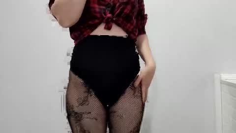 Crystal New online show from 05/11/26, 07:47