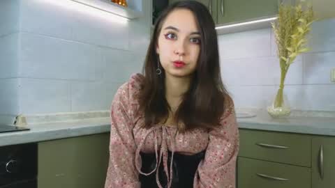 Snapshot of nerixalvire chatting on 05/11/26, 03:07 Emily online show from 05/11/26, 03:07