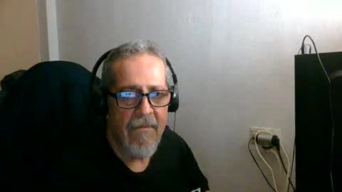 Snapshot of neron401 chatting on 05/12/26, 11:24 neron401 online show from 05/12/26, 11:24