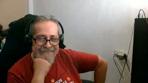 Snapshot of neron401 chatting on 05/19/26, 01:56 neron401 online show from 05/19/26, 01:56