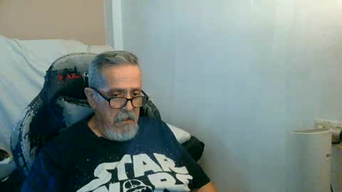 Snapshot of neron401 chatting on 06/28/26, 03:40 neron401 online show from 06/28/26, 03:40
