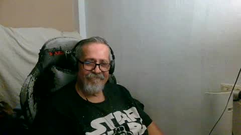 Snapshot of neron401 chatting on 06/29/26, 03:46 neron401 online show from 06/29/26, 03:46