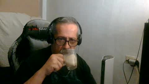 Snapshot of neron401 chatting on 07/02/26, 11:44 neron401 online show from 07/02/26, 11:44