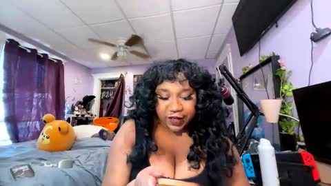 nesiaj21 online show from 03/10/25, 06:56