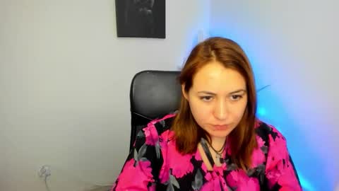 Nessa online show from 12/16/25, 02:00