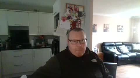 Snapshot of nesuk chatting on 01/22/25, 01:32 nesuk online show from 01/22/25, 01:32