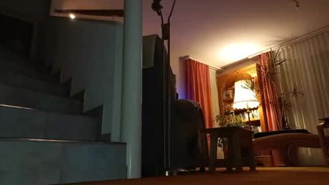 neu4gierig online show from 12/18/24, 06:46